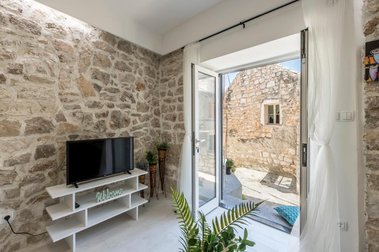 Luxury Apartments Skalinada Near Beaches, Tisno - Dalmatia Kültér fotó